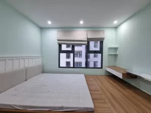 Cho thuê căn hộ HN Homeland, S: 90m2, 3PN 2wc, nội thất cơ bản liền tường. Giá: 8tr/tháng