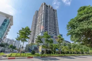 Cho thuê mặt bằng hiệu sách, thời trang, văn phòng quận Cầu Giấy, free ngoài giờ, treo quảng cáo