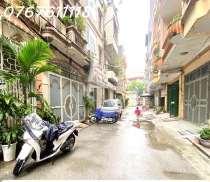 Bán nhà Nguyễn Sơn Gia Thụy,ô tô tránh vòng quanh,2 thoáng,75m*5T, MT5m,10.5 tỷ