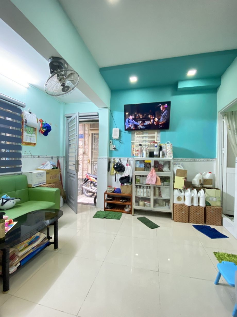 Bán nhà riêng có ban công tại Điện Biên Phủ P17 Bình Thạnh diện tích 24m2 giá chỉ 3,2 tỷ