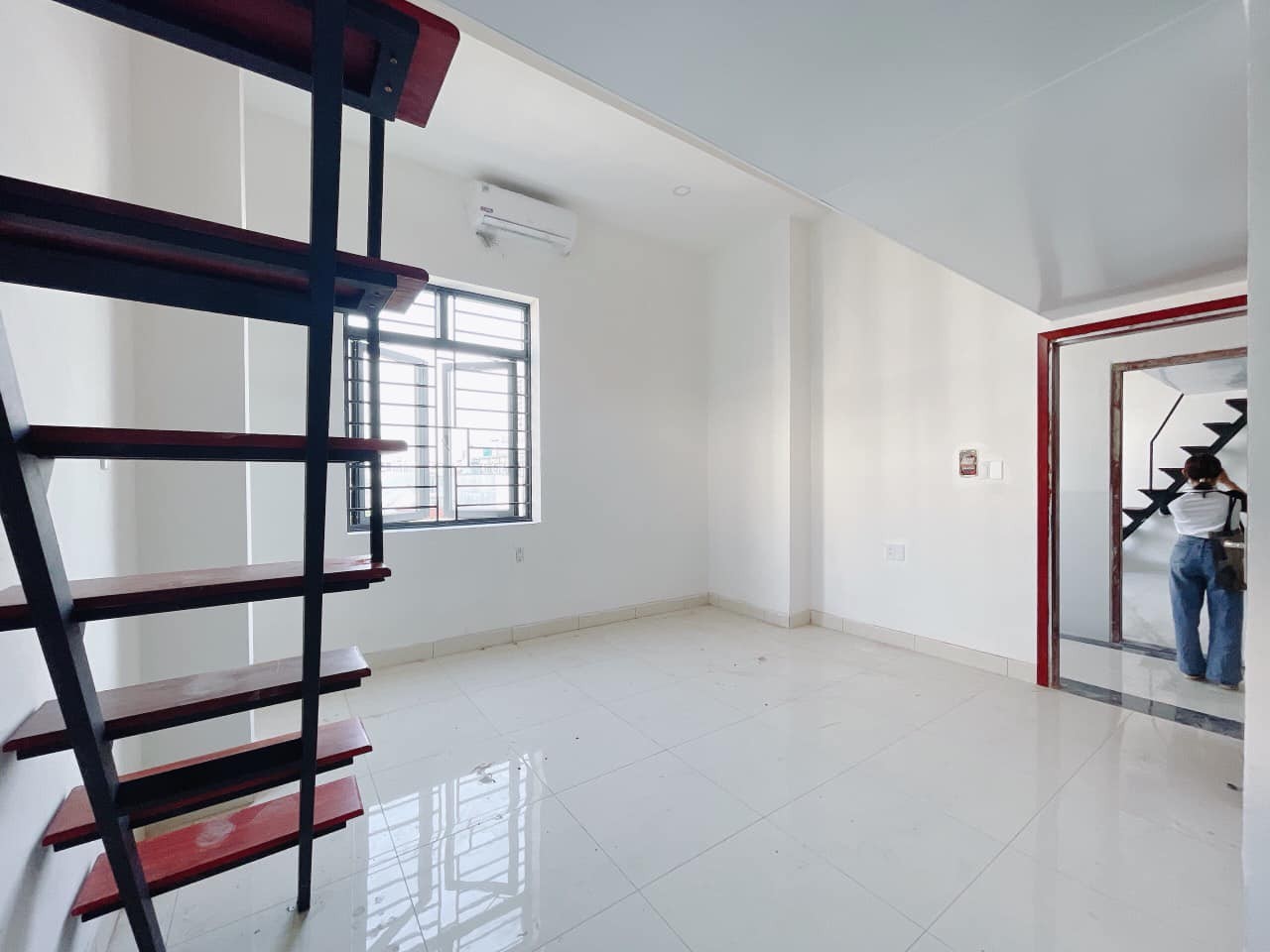 Phòng 27m² Kim Giang, Thanh Xuânđầy đủ nội thất cho thuê giá 3.4 triệu/tháng