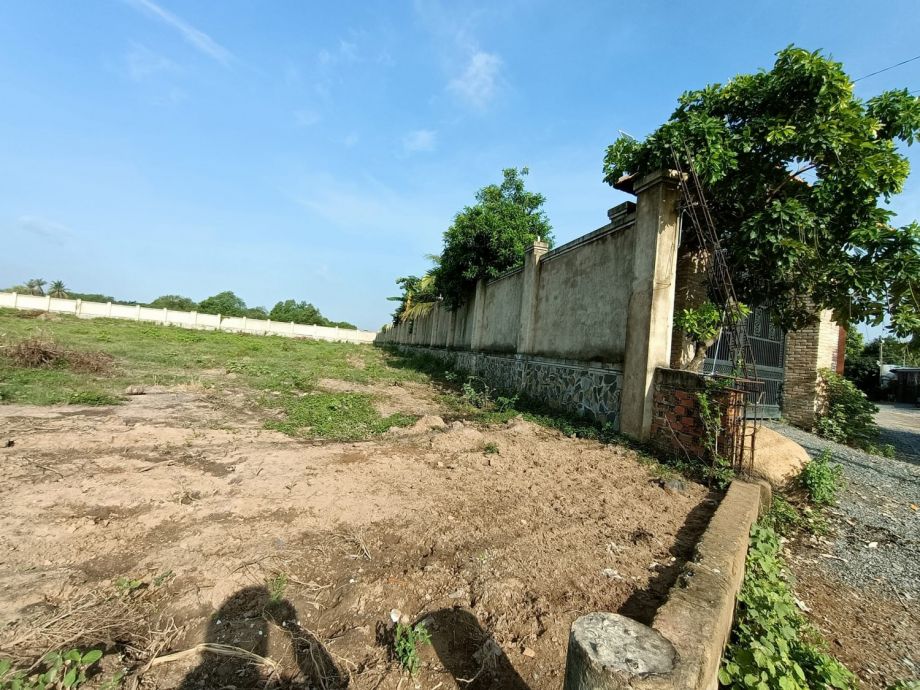 Bán đất 2 mặt tiền 15,000m2 tại Cầu Đình Thủ Đức giá 240 tỷ